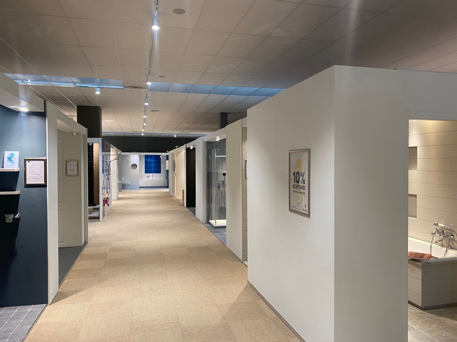 Te Huur: Toonzaal van ca. 2.054 m² op AAA-locatie foto 5