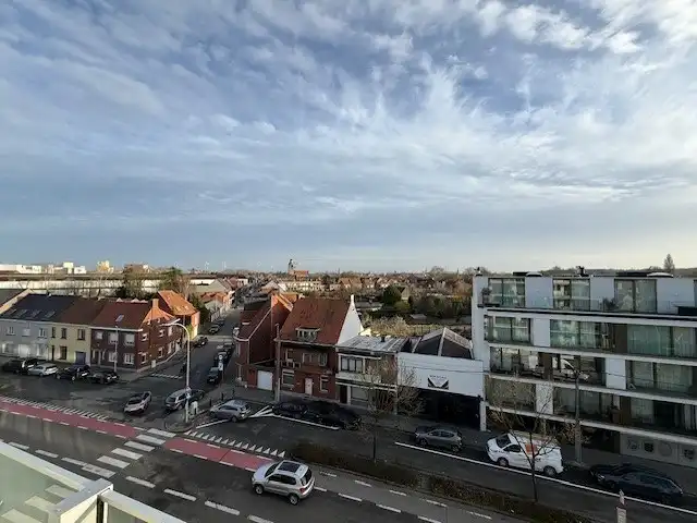 Volledig gerenoveerd, energiezuinig appartement met garage op de 5de verdieping foto 8