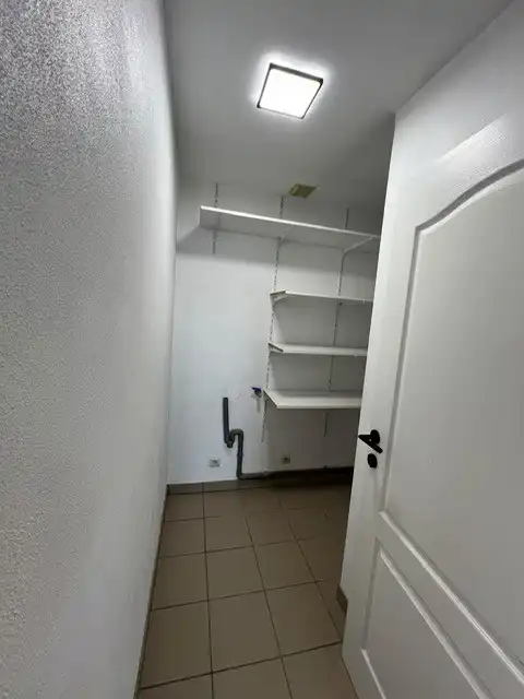 Lichtrijk duplexappartement nabij het centrum van Overpelt foto 14