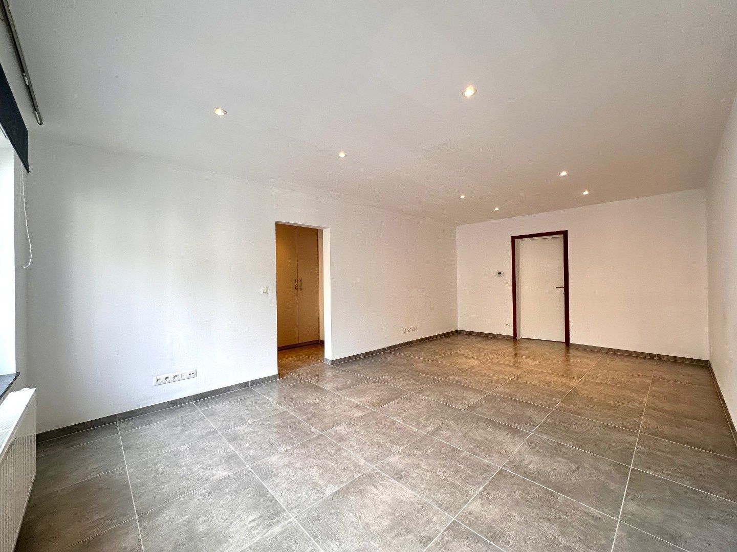 Recent gerenoveerd appartement in hartje Tongeren met ondergrondse garage foto 5