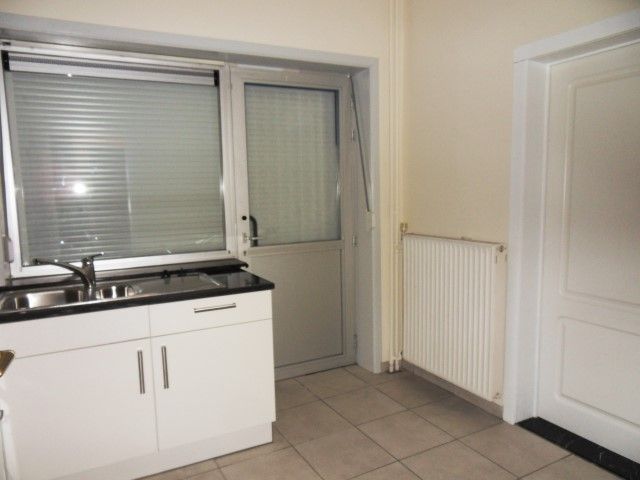GELIJKVLOERSAPPARTEMENT met 3 slpkrs, mooie leefruimten en terras. Cv aardgas. foto 7