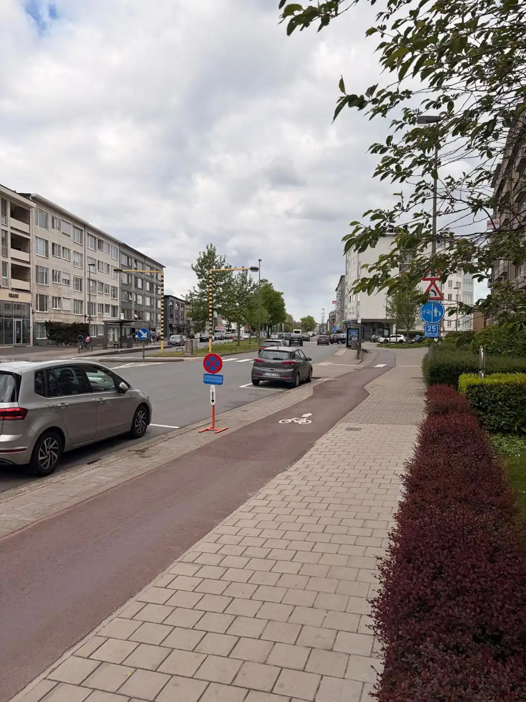 Gelijkvloers kantoor 104 m² te huur in Merksem   foto 9