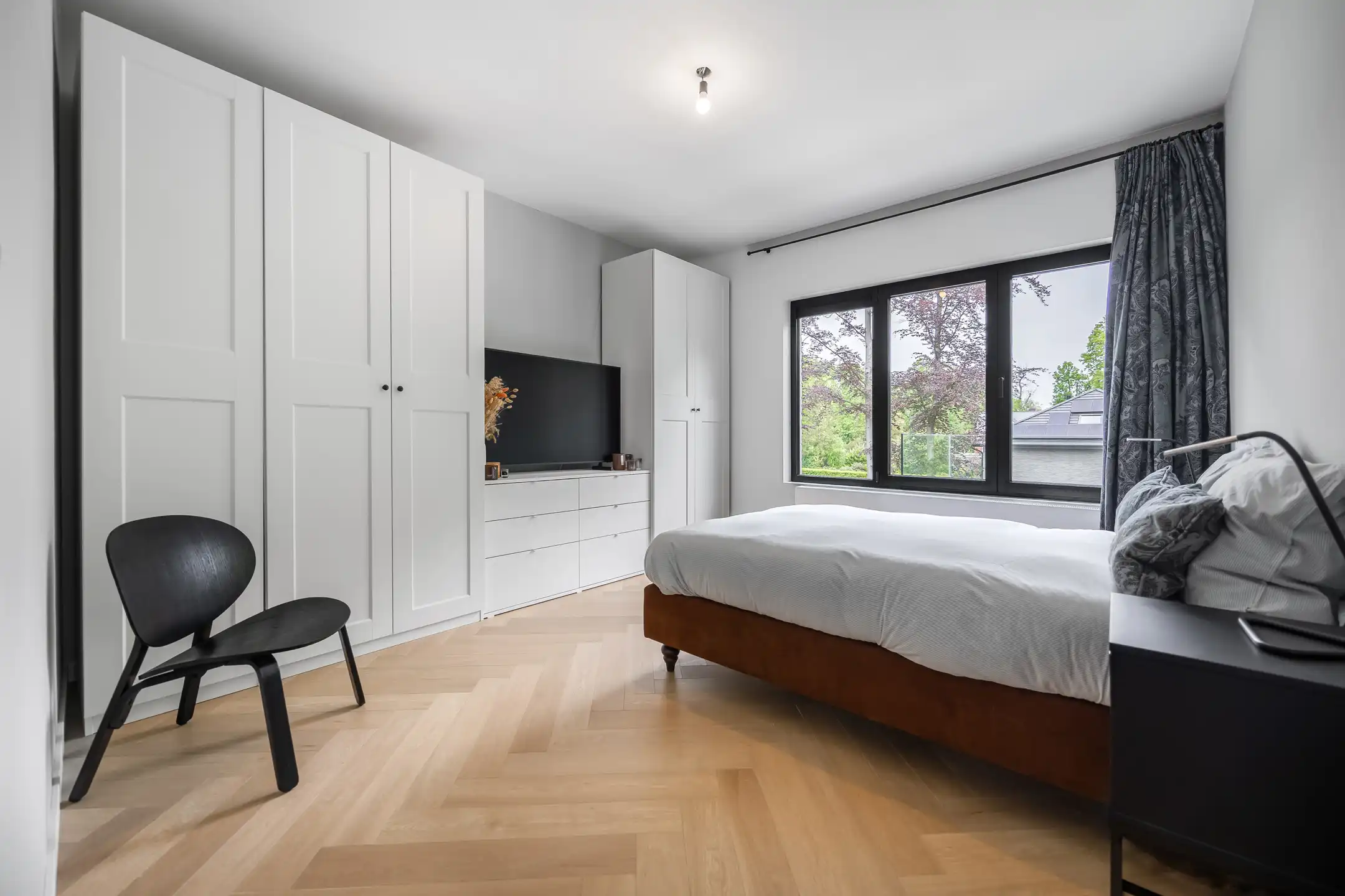 Luxueus gerenoveerd appartement in het gegeerde Brasschaat foto 16