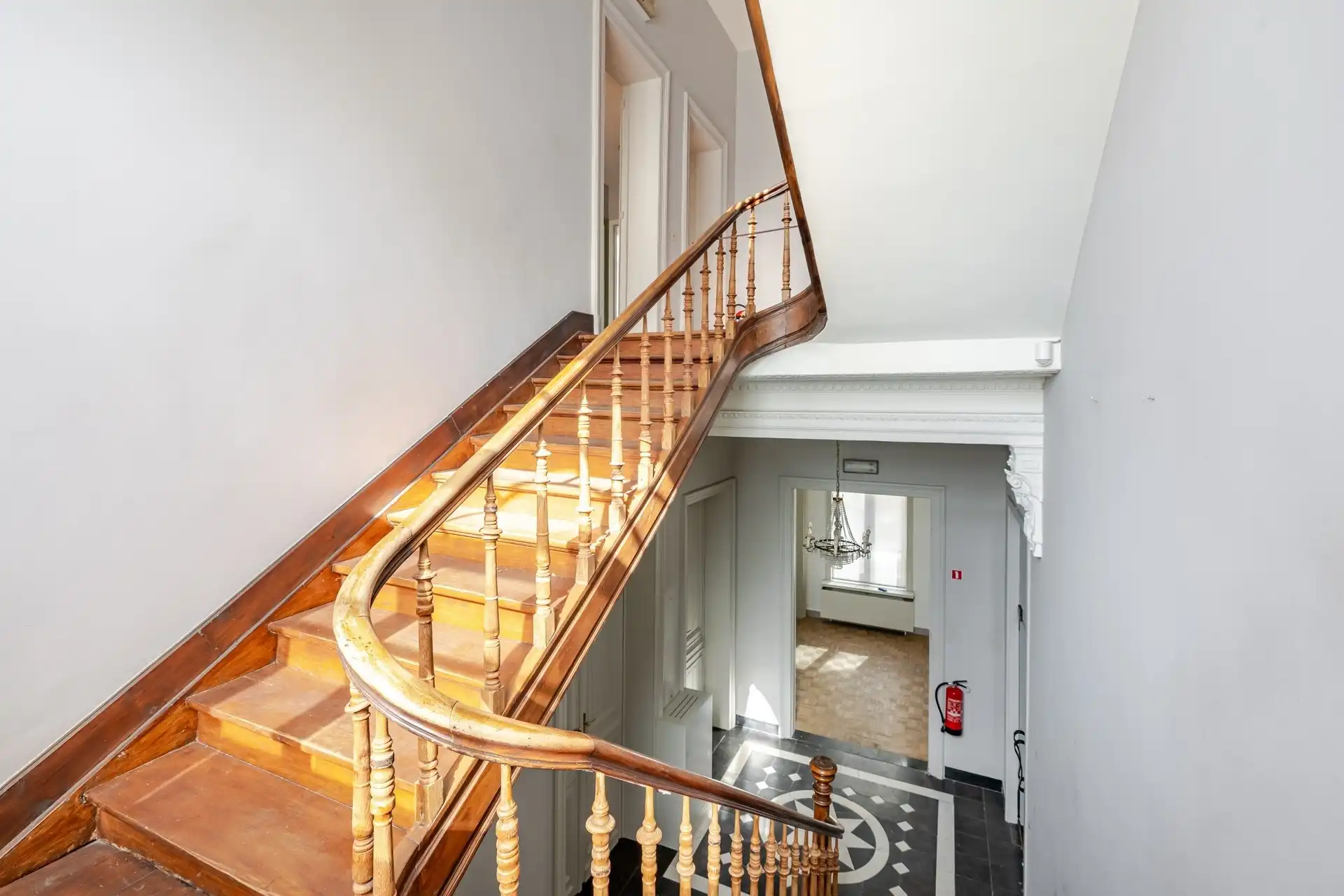 Uniek en uitzonderlijk ruim herenhuis op toplocatie in Aalst  foto 20