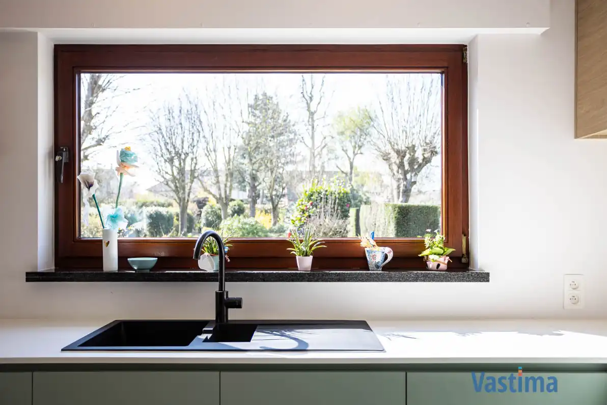 Instapklare gezinswoning met zonnige tuin, garage en topligging nabij centrum Aalst foto 12