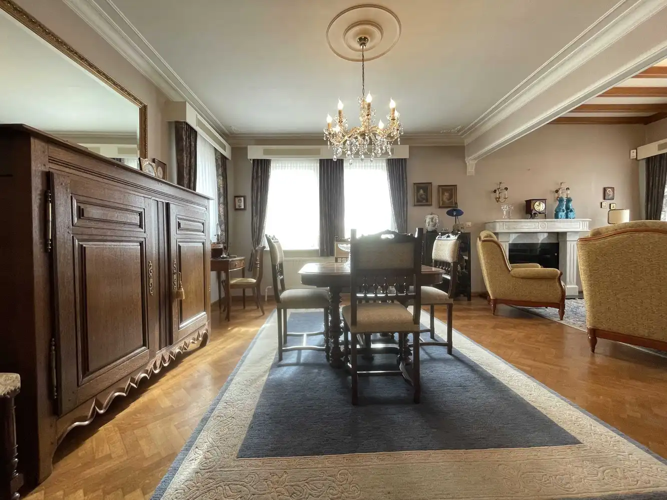 Charmante woning met grote tuin foto 5