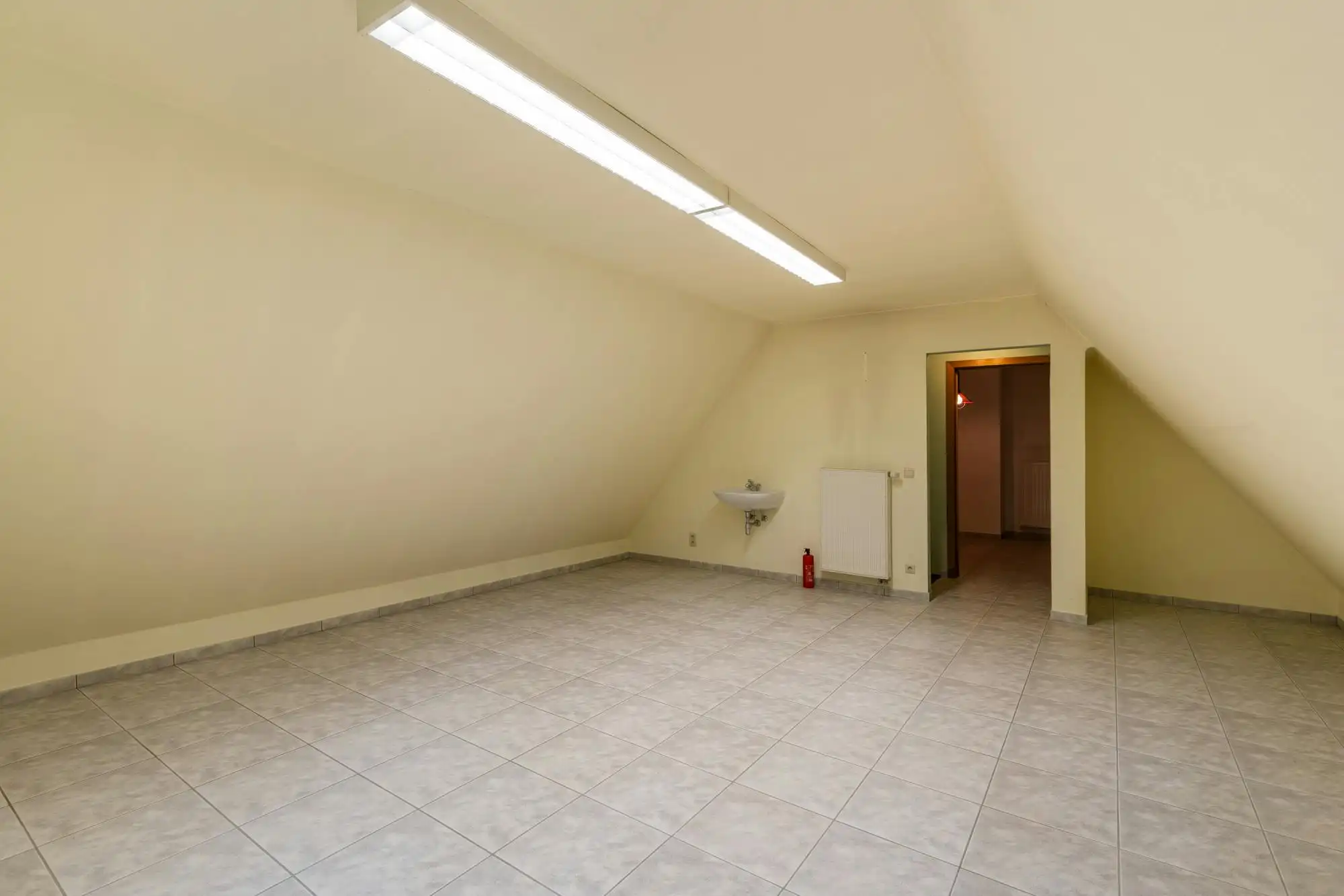 Exclusief landhuis op 80 are met ruimte voor wonen en werken foto 17