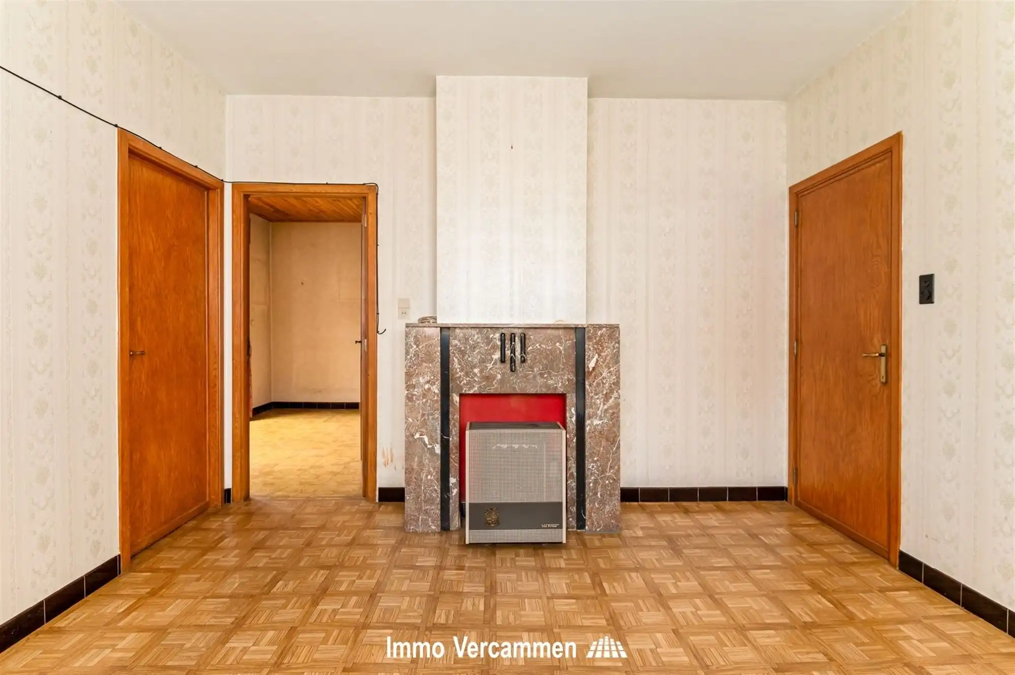 Te renoveren gezinswoning, uiterst gunstig gelegen te Sint-Katelijne-Waver foto 10