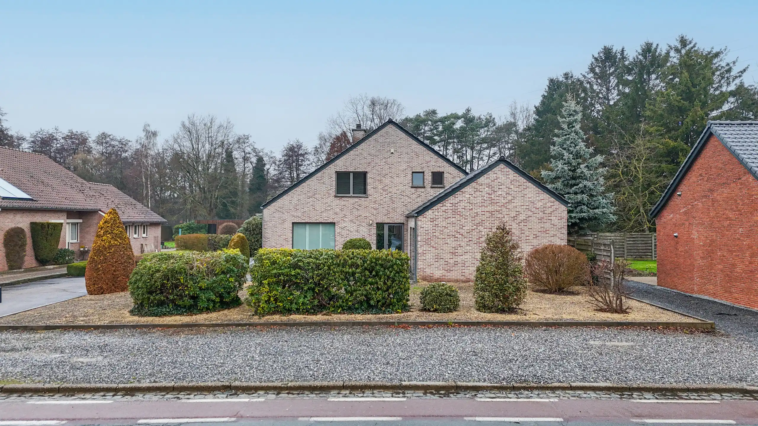 Gezinswoning met ruime garage op riant perceel te Beringen! foto 46