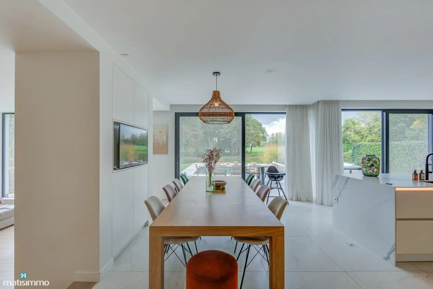MODERNE VILLA MET INGEBOUWD ZWEMBAD, 3 SLAAPKAMERS EN PRAKTIJKGEDEELTE IN RUSTIGE OMGEVING TE WELLEN foto 9
