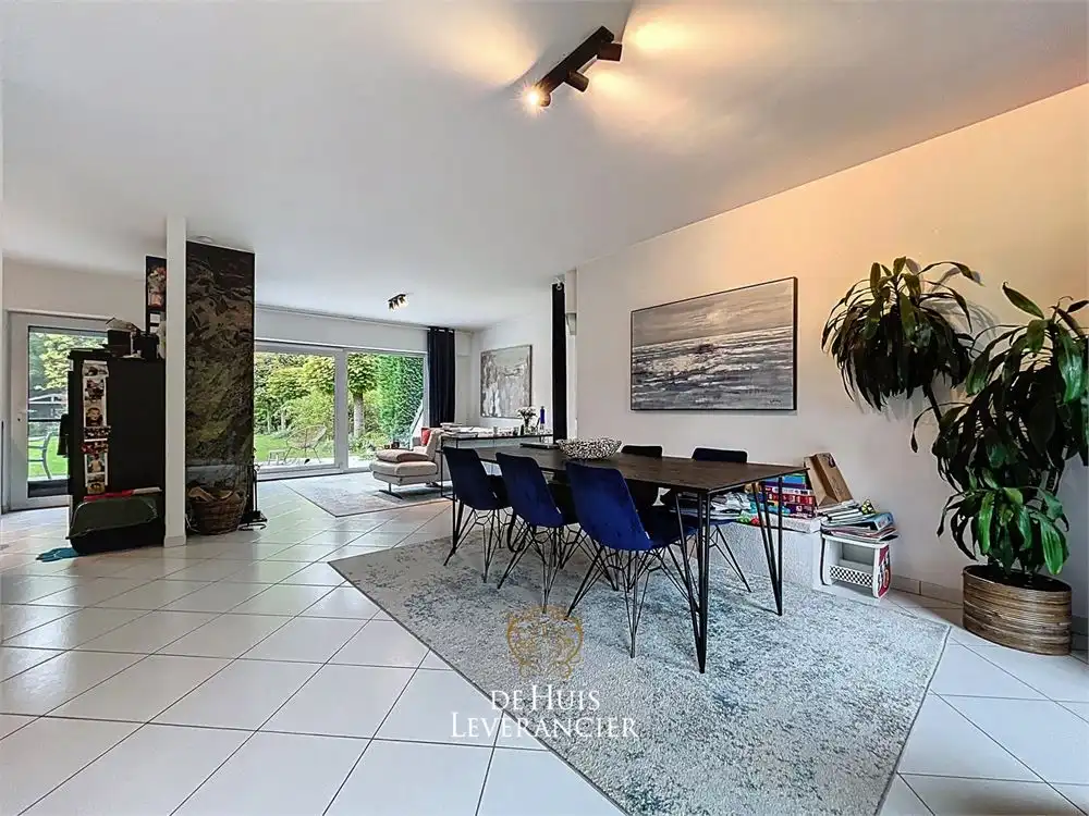 IN OPTIE - Lichtrijke villa met weids uitzicht in Duffel foto 5