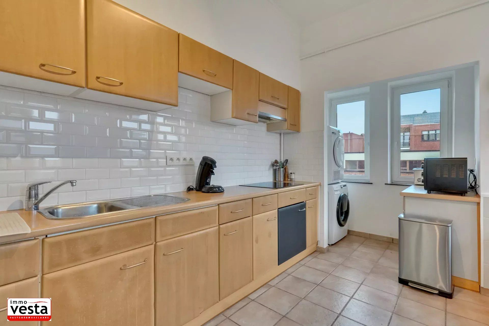 Karaktervol appartement in hart van Sint-Truiden foto 7