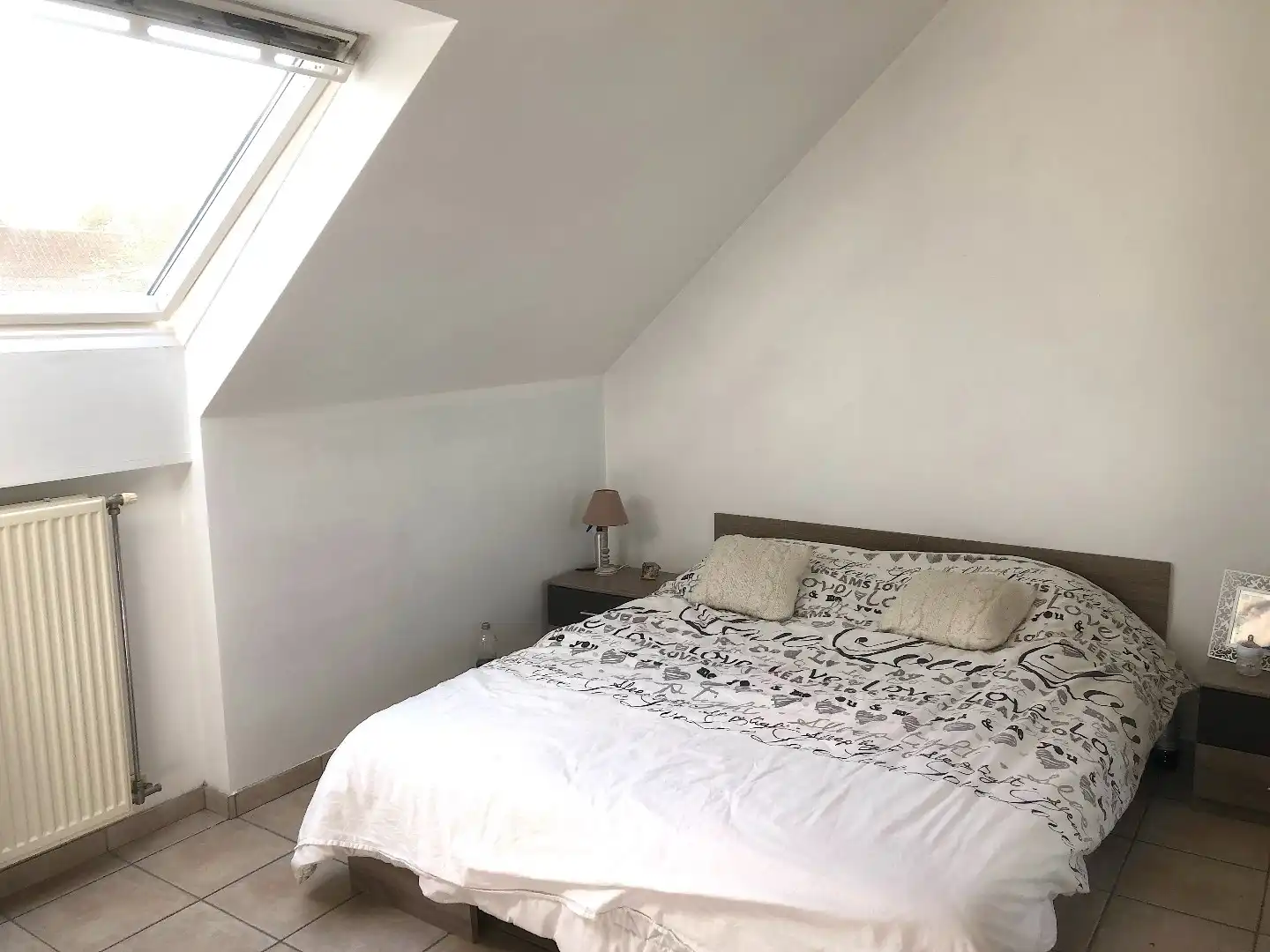 Ruim duplexappartement met 2 slaapkamers! foto 9