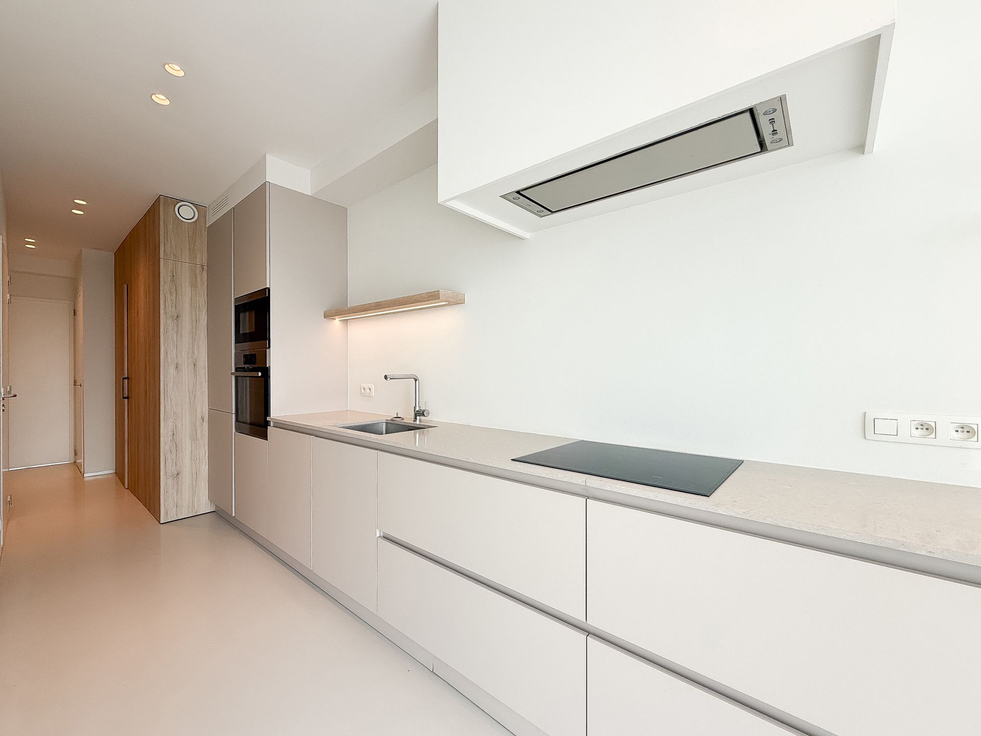 Stijlvol en lichtrijk appartement op toplocatie in het Zoute foto 10