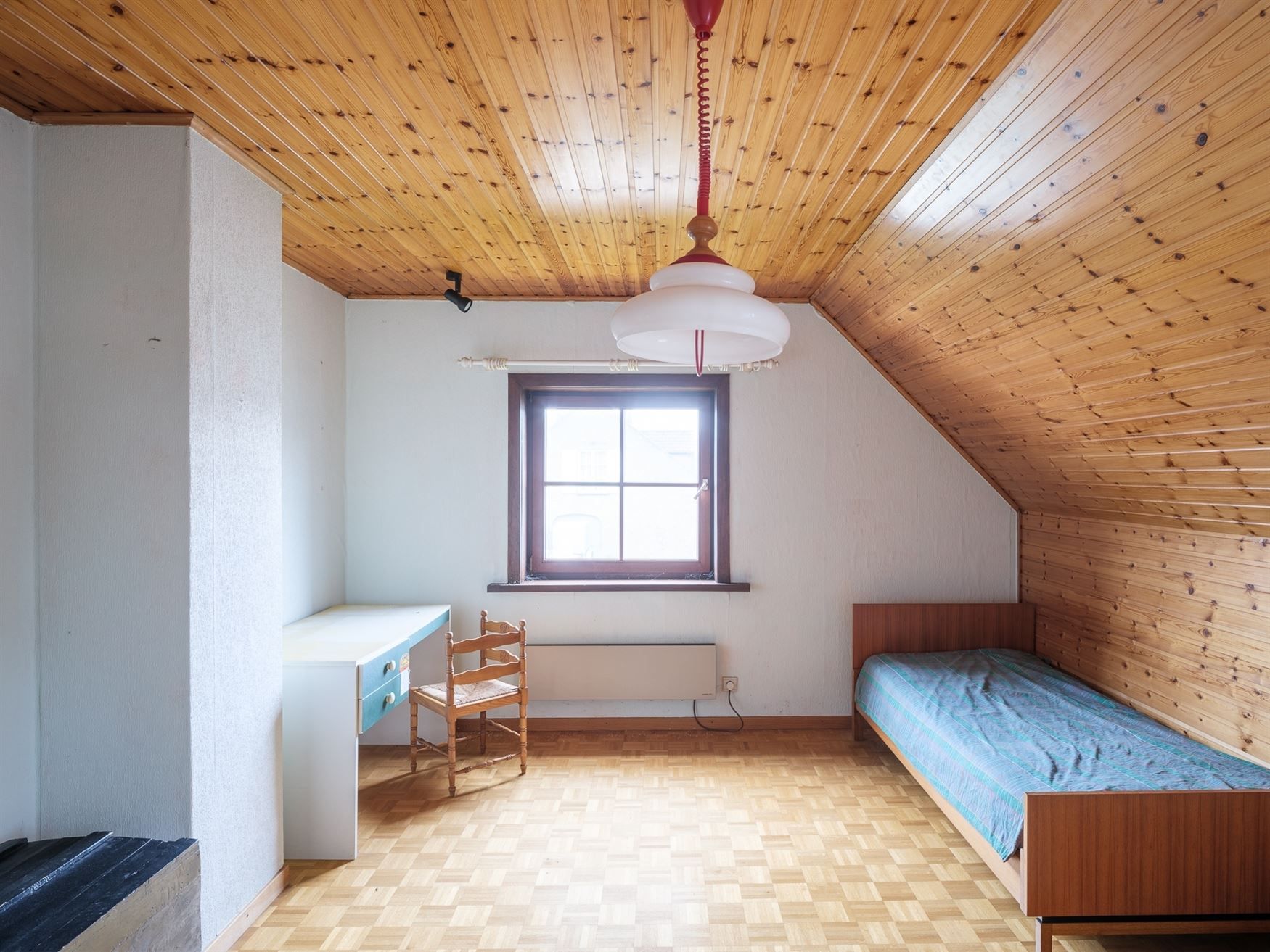 Charmante woning met 4 slaapkamers in een groene omgeving. foto 15