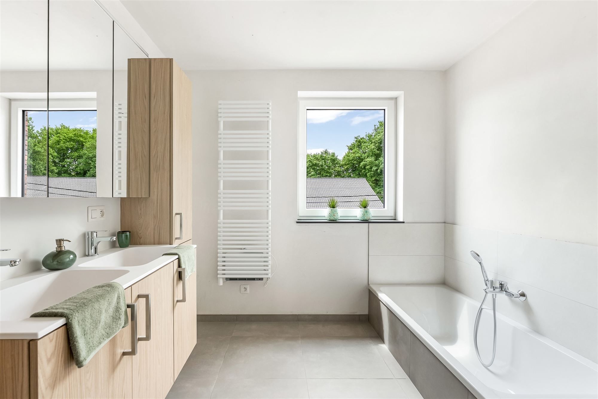 VOLLEDIG AFGEWERKTE NIEUWBOUWWONING IN DOODLOPENDE STRAAT foto 18