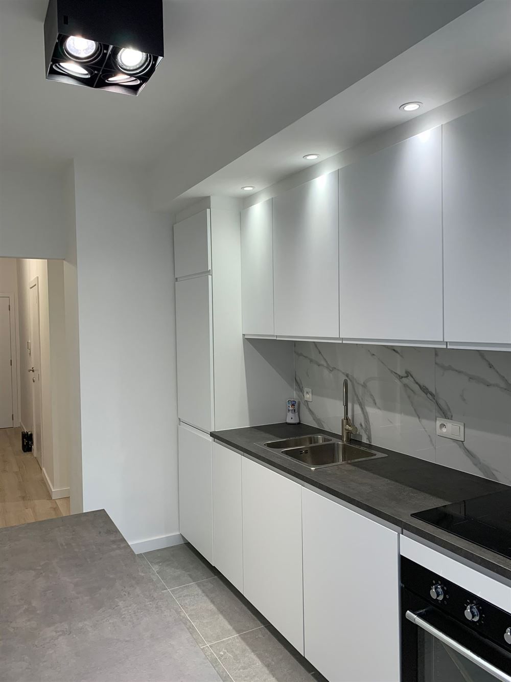Ruim gelijkvloers appartement te Wilrijk foto 3