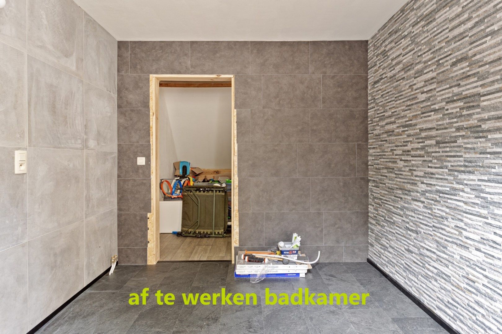 Gerenoveerde karaktervolle woning met 4 / 6 slpks op 1.990 m² in bosrijk gebied ! foto 28