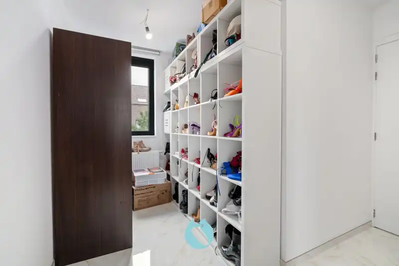 Welkom thuis in de Marthe Boëlstraat te Wondelgem foto 13