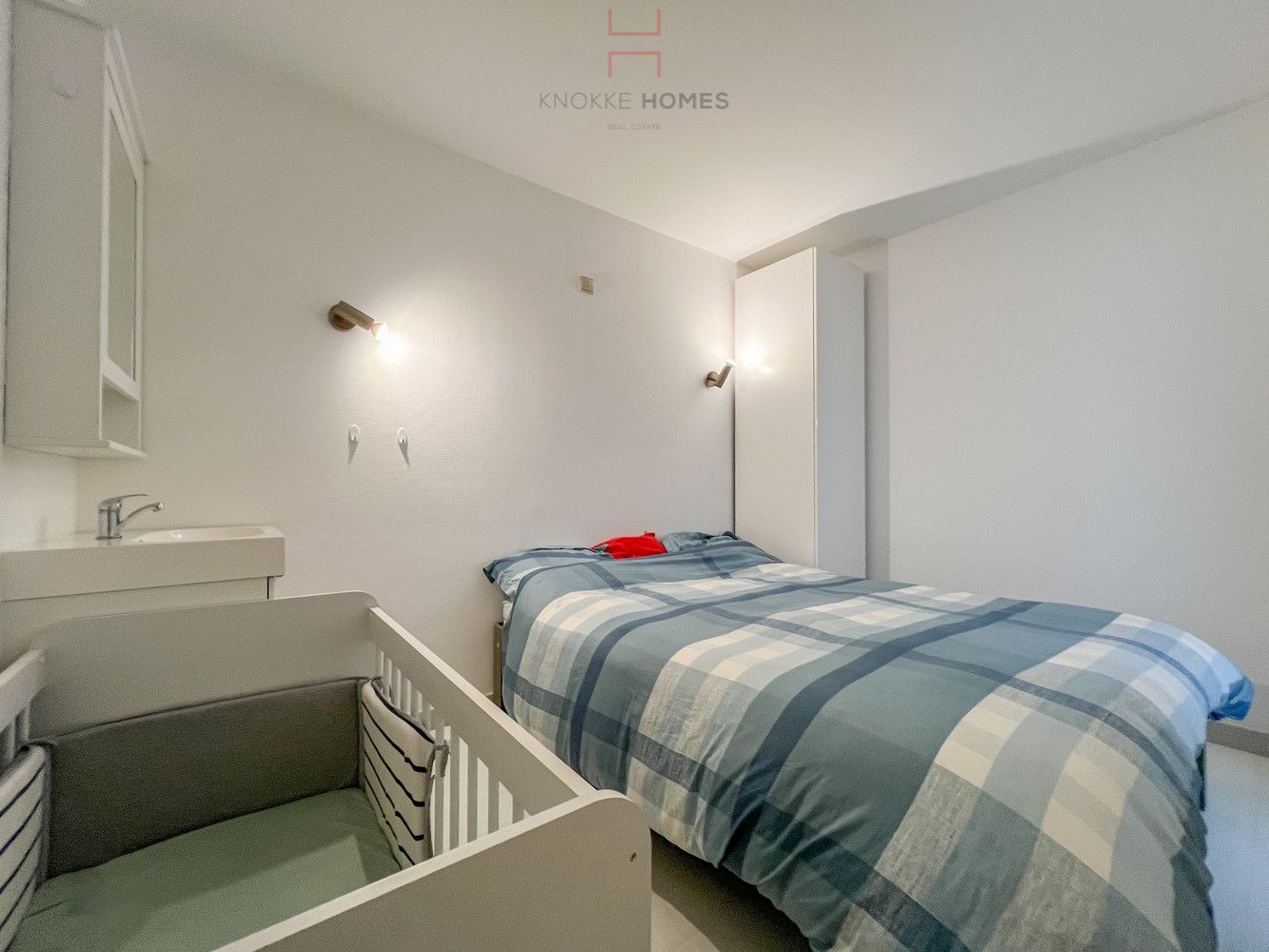 Instapklaar vakantie-appartement met zijdelings zeezicht in Duinbergen foto 12