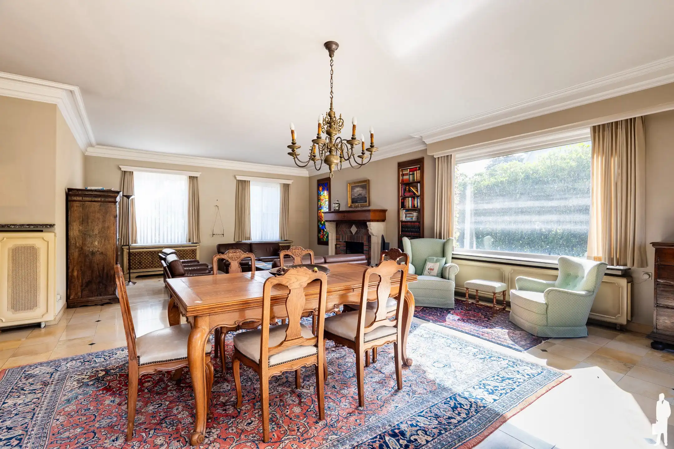Unieke, statige villa met mooie parktuin nabij het centrum van Hoogstraten gelegen foto 9