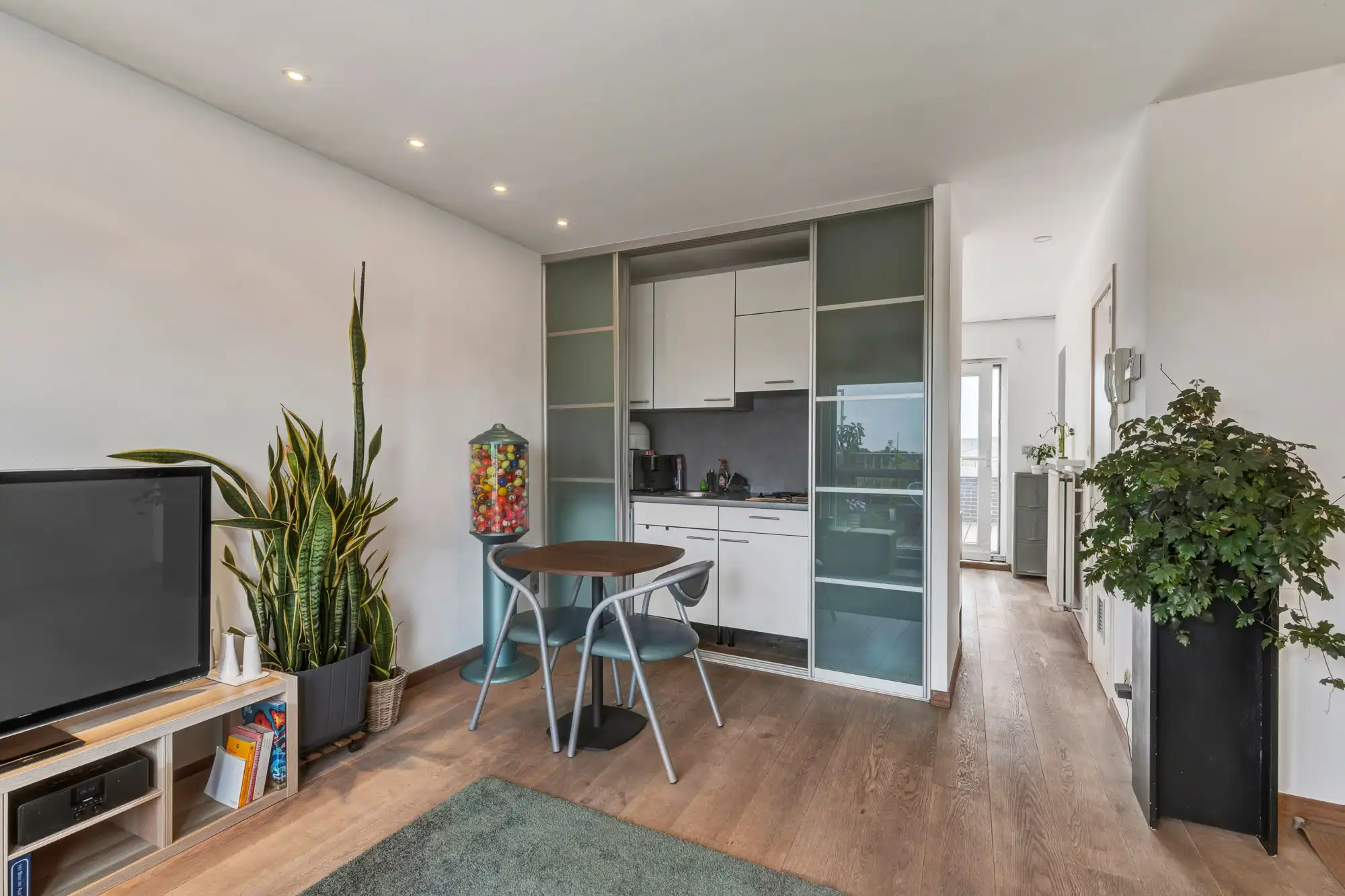 Eénslaapkamer appartement in hartje Deinze foto 3