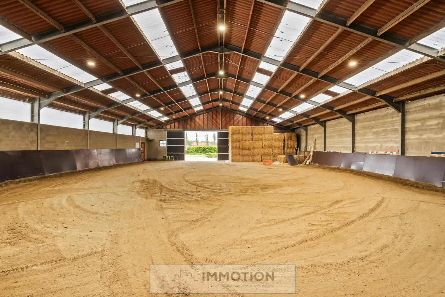 Niké's Hof - Paardenstoeterij met landelijke villa op 3,4 ha foto 29