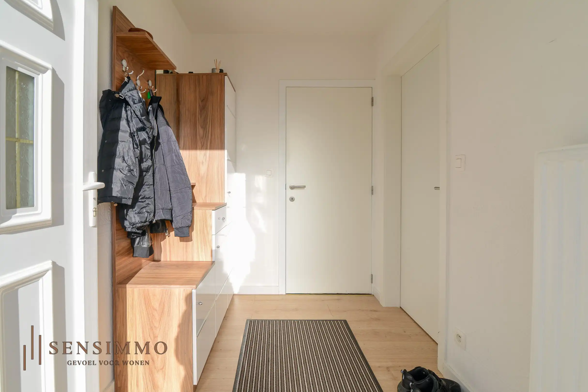 Instapklaare woning met 3 slaapkamers te Pelt foto 3