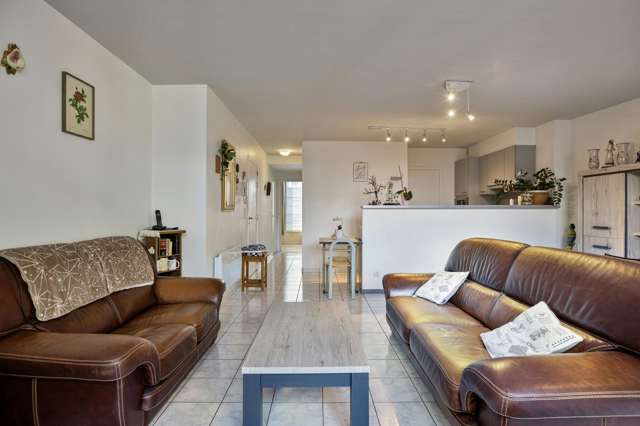 Verhuurd 2 kamerappartement te koop in de Veurnestraat in Poperinge foto 6