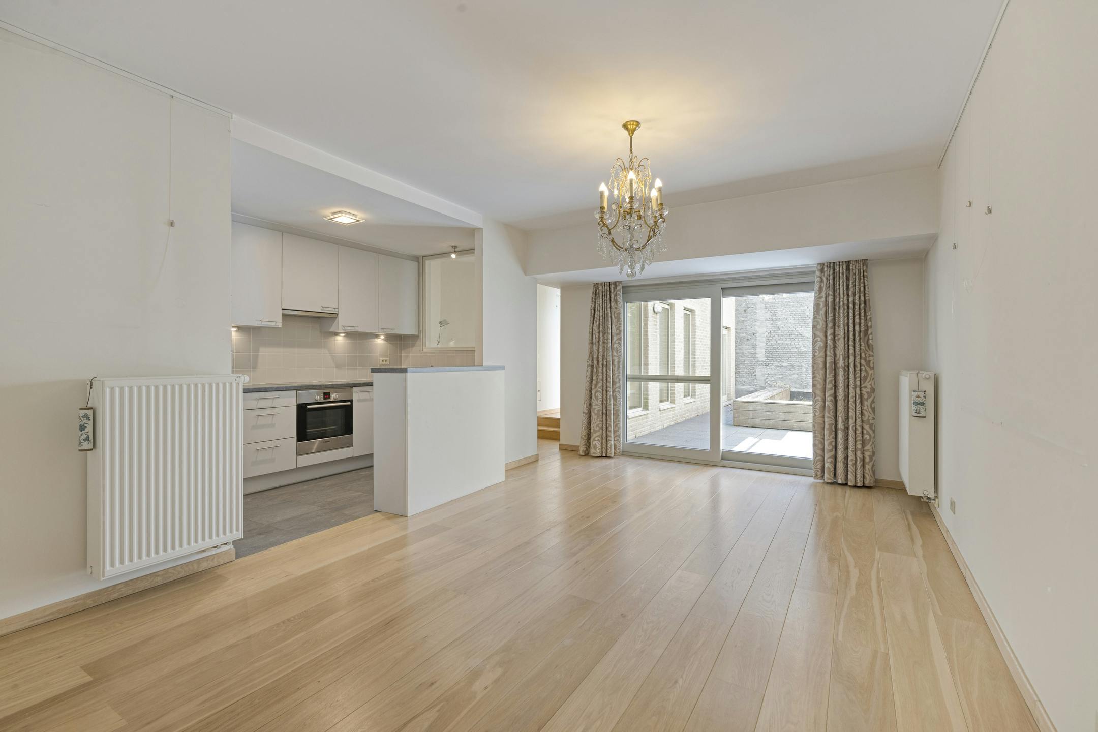 Ruim appartement in het historisch hart van Brugge foto 5