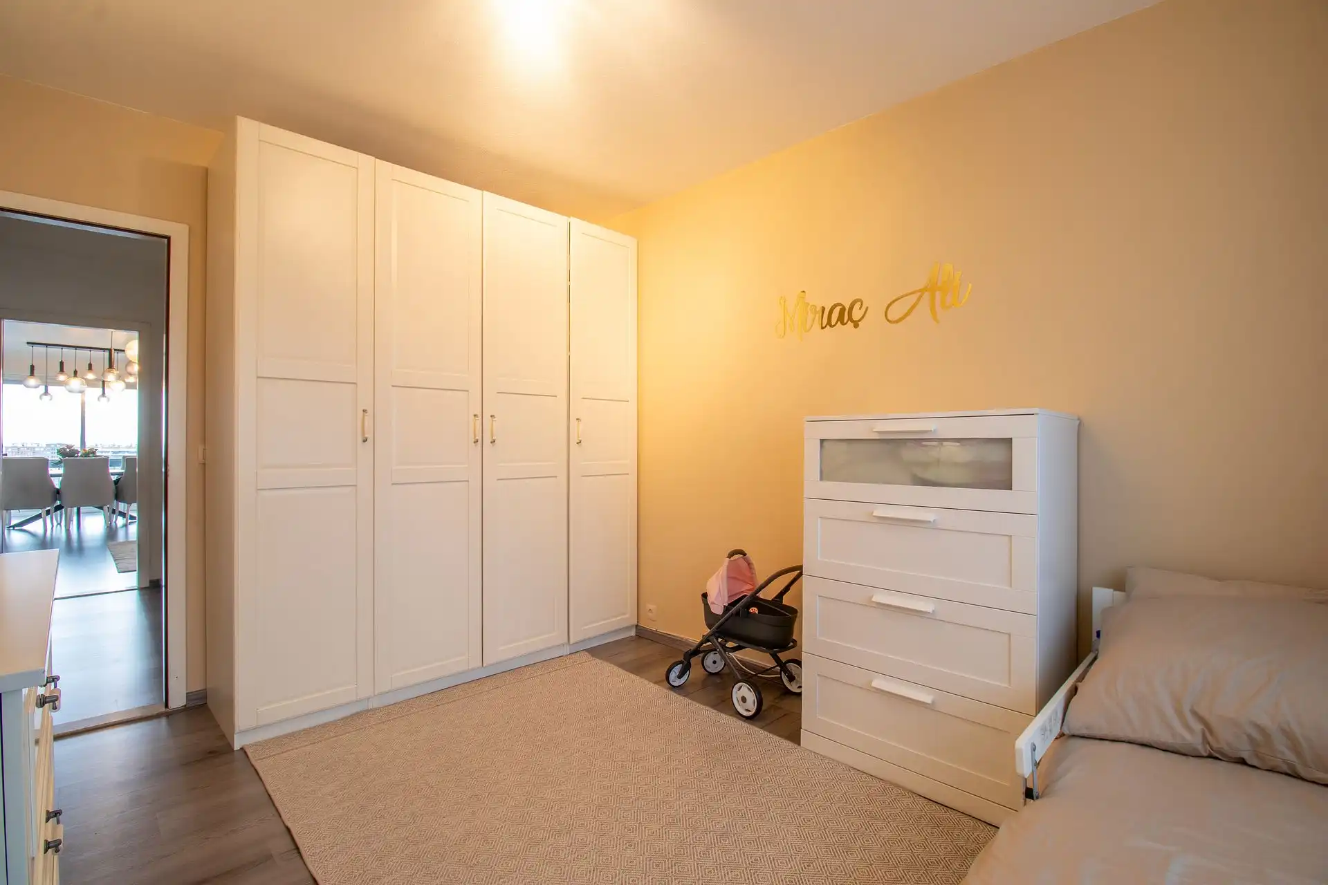 Instapklaar appartement met twee terrassen in Merksem foto 10