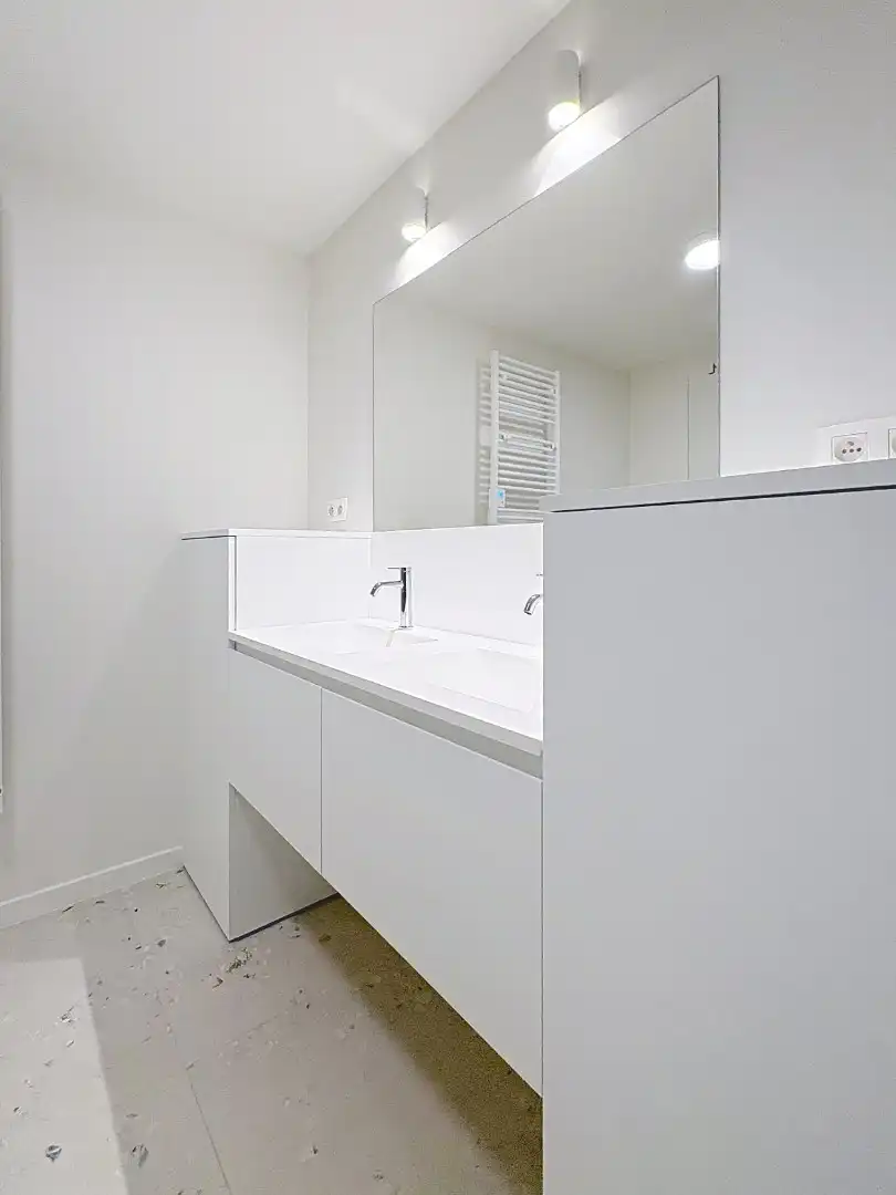 Volledig vernieuwd appartement met frontaal zeezicht foto 15