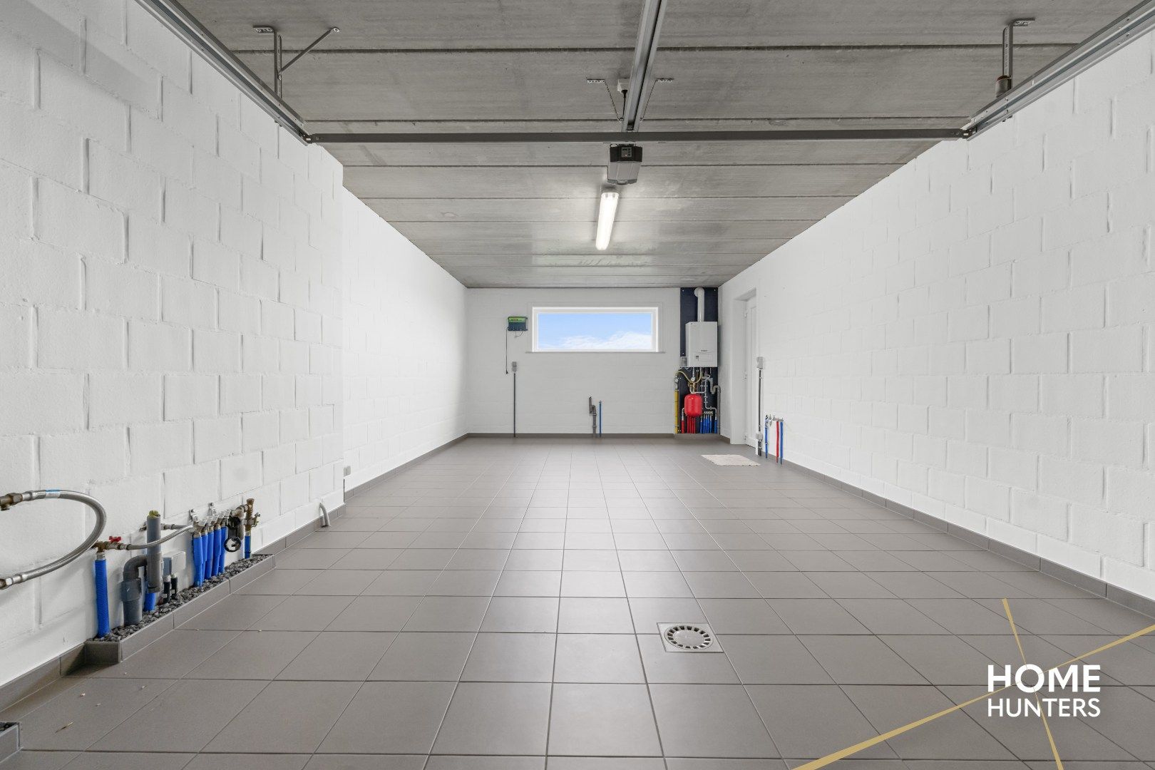 Luxe gelijkvloerse nieuwbouwvilla met 2 slaapkamers en een ruime garage op een groot perceel foto 30