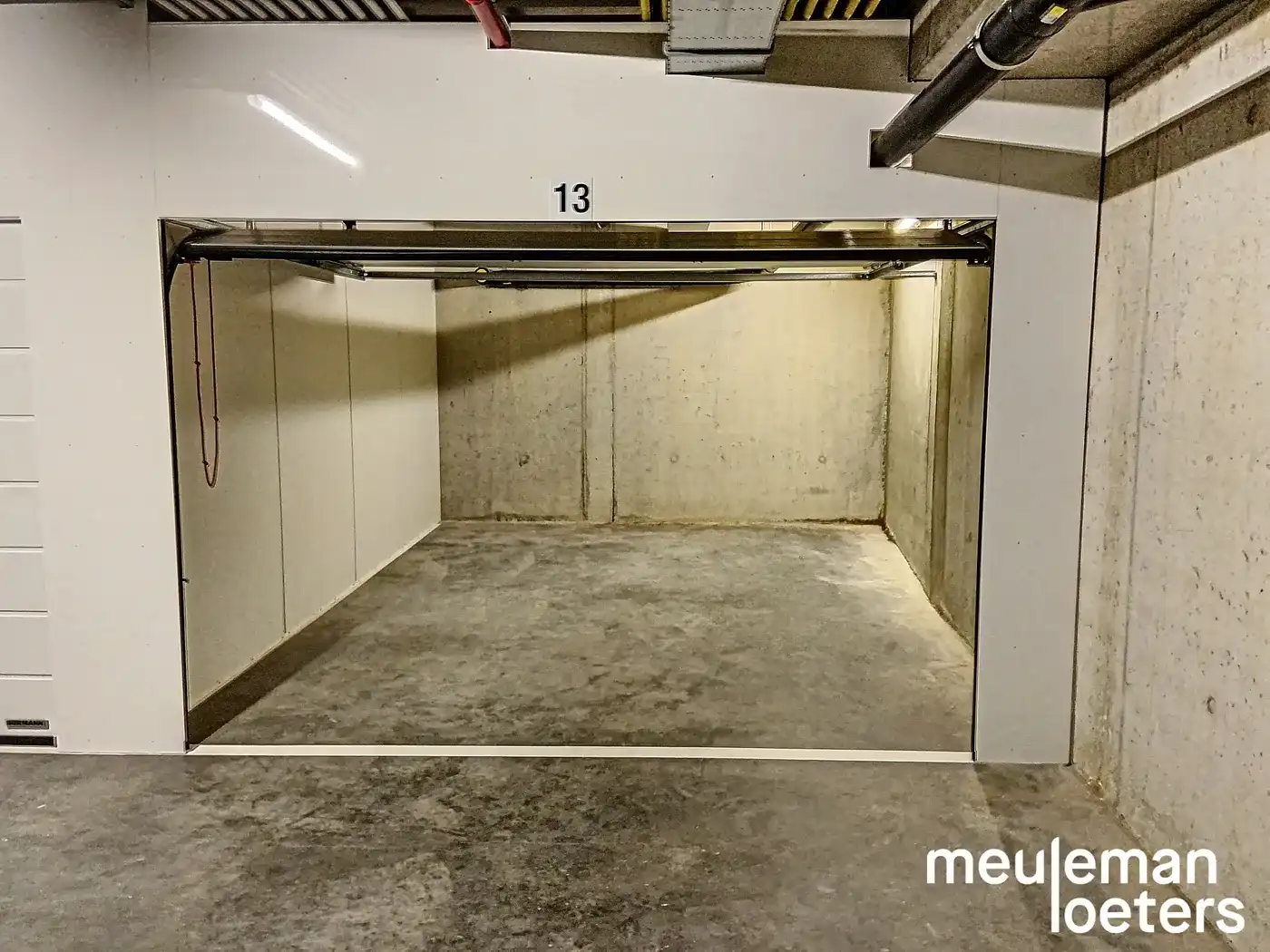 Ruime ondergrondse garagebox in het centrum foto 3