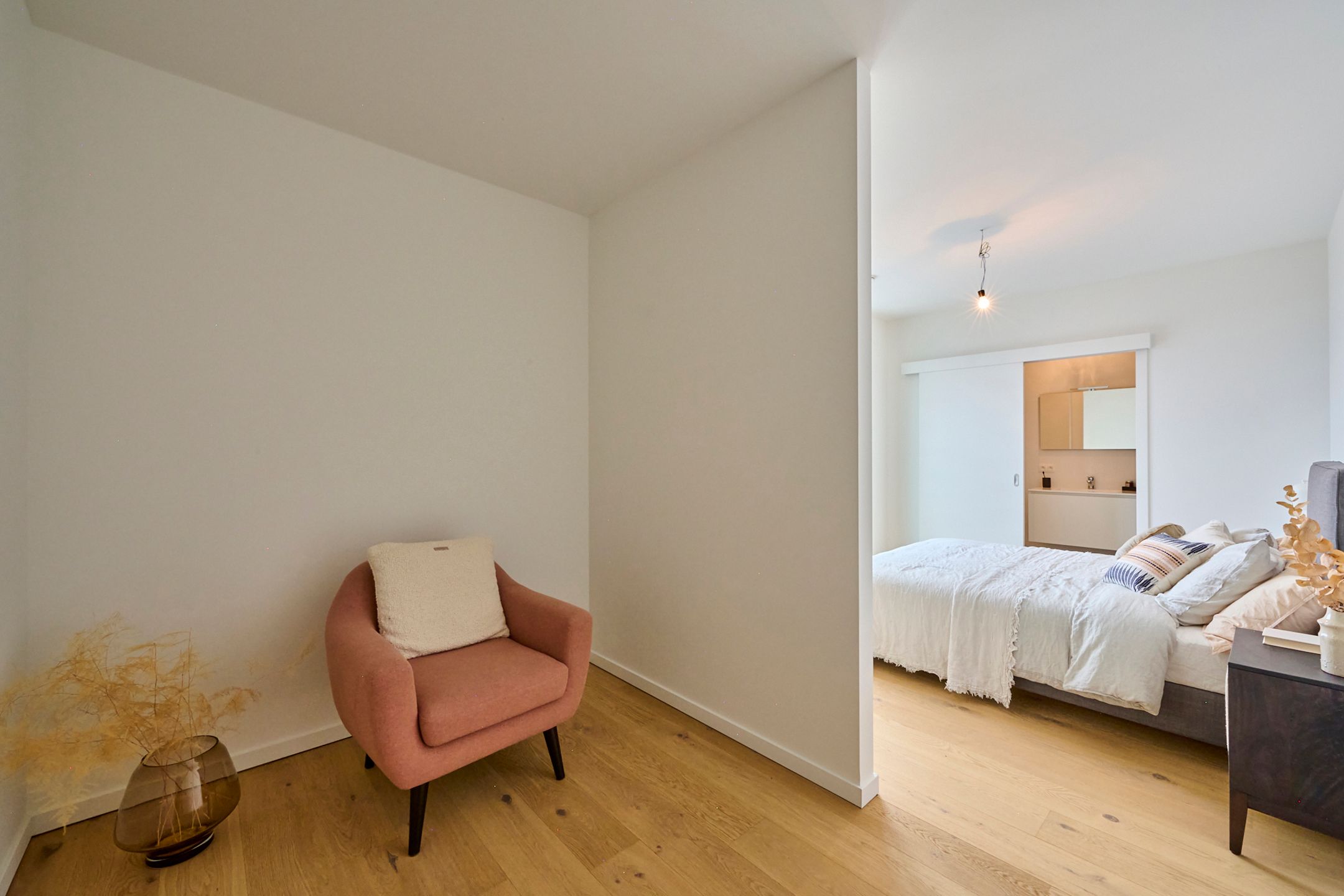PENTHOUSE 146m², TERRAS 68m², 2 SLAAPKAMERS, 2 BADKAMERS foto 14
