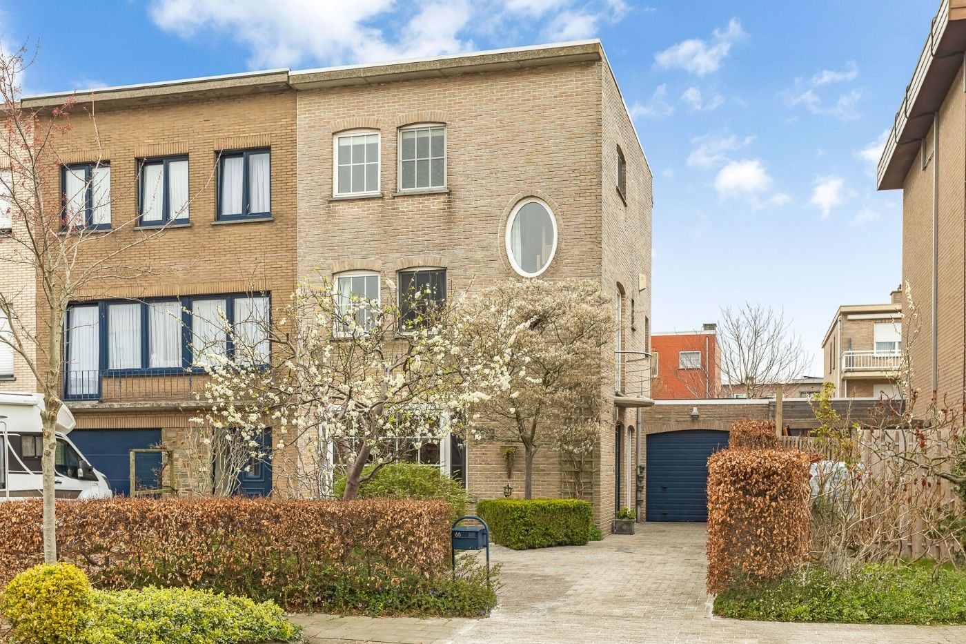 Instapklare HOB met 4 slpk., garage en toffe tuin foto {{pictureIndex}}