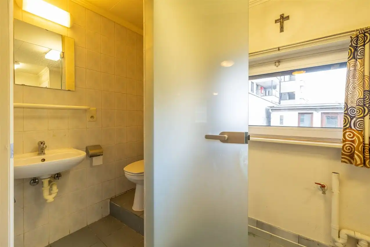 centraal gelegen, 2slpkmrs, met tuin foto 9