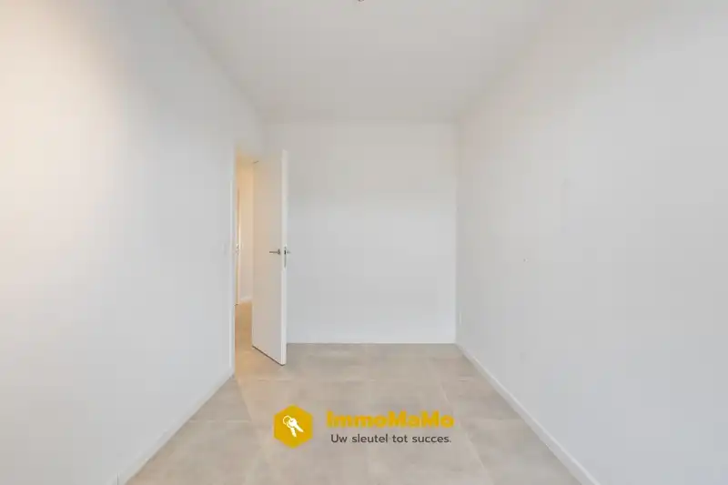 APPARTEMENT TE KOOP IN MOERBEKE (LOKEREN) foto 20