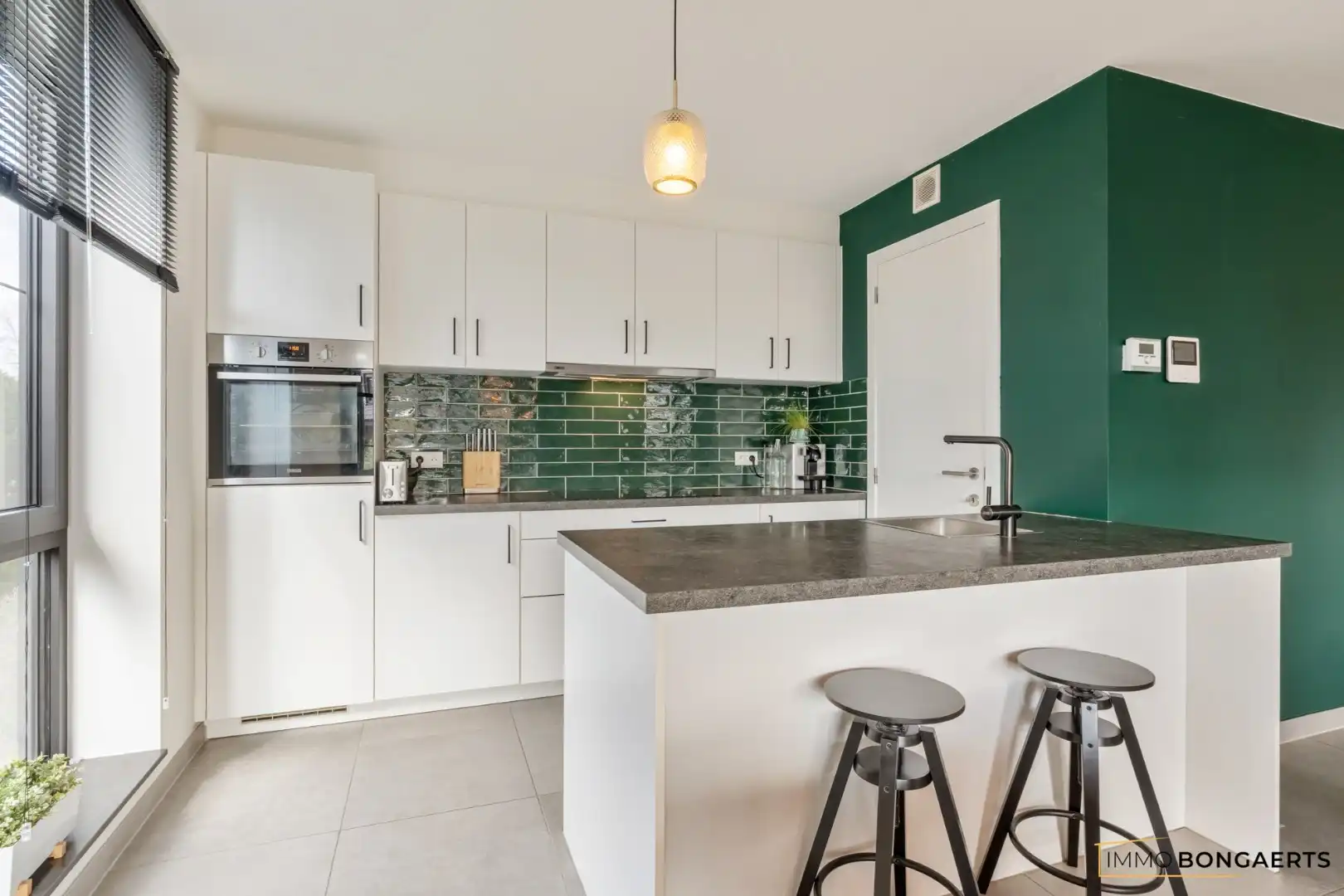 Modern appartement met 2 slaapkamers in Genk foto 6