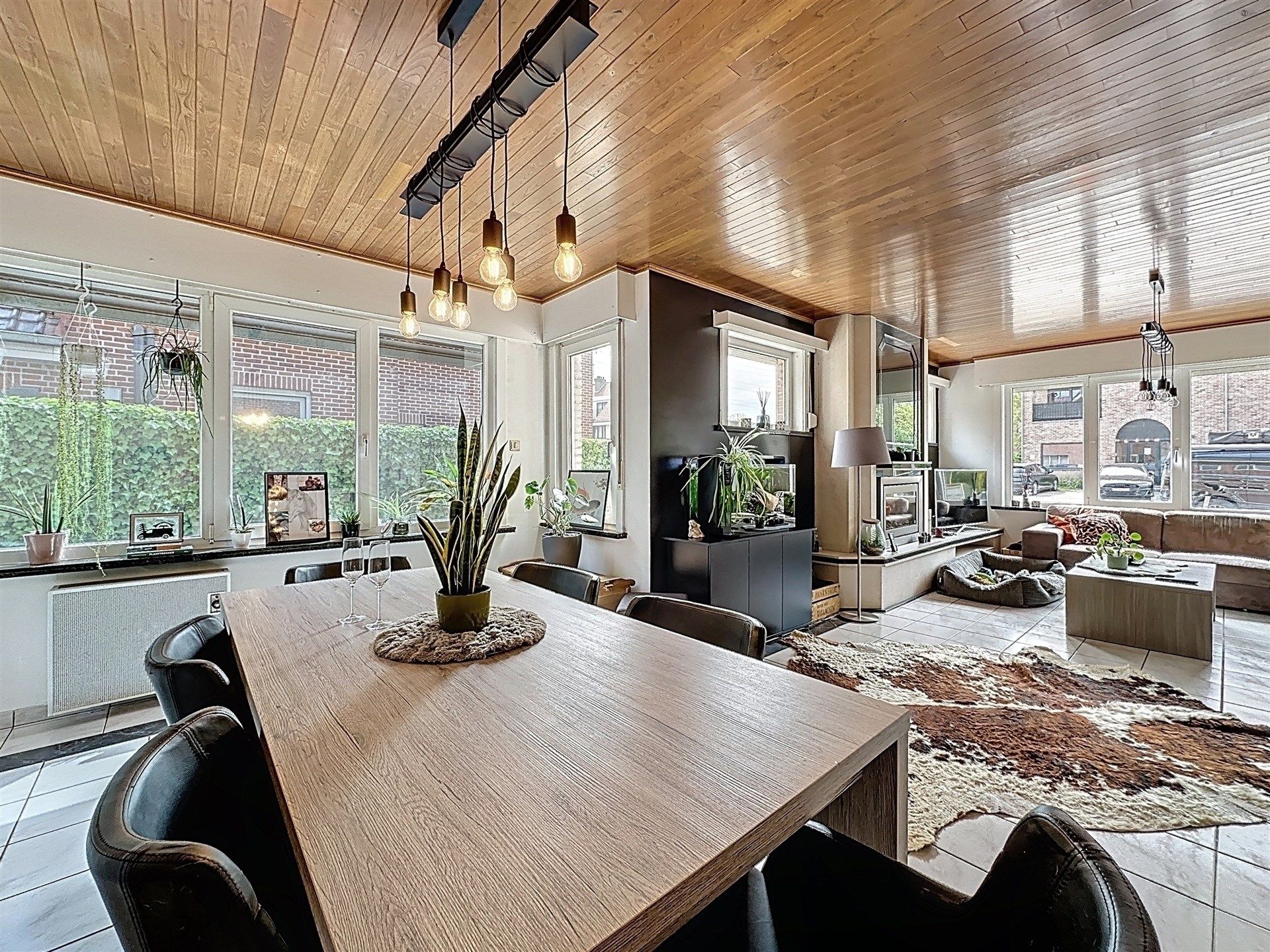 Hoofdfoto van de publicatie: Prachtige gezinswoning met 4 slaapkamers, 2 badkamers op een perceel van 760m²!
