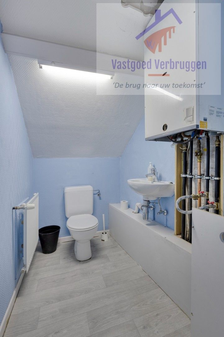 Goed gelegen ruime woning met 4 slaapkamers en terras foto 16