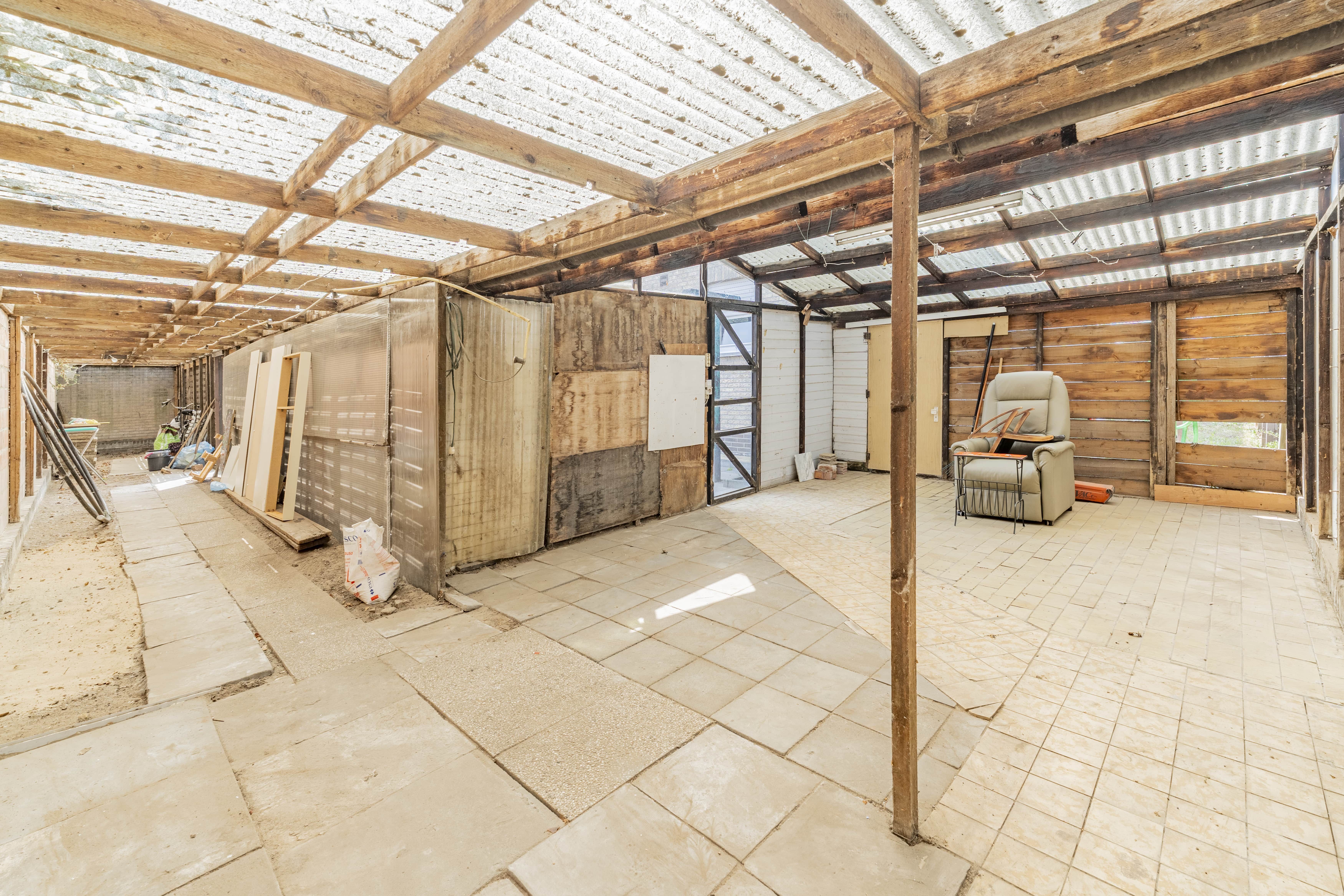 Te renoveren open bebouwing met kelder & garage in een rustige wijk nabij centrum Maldegem foto 14