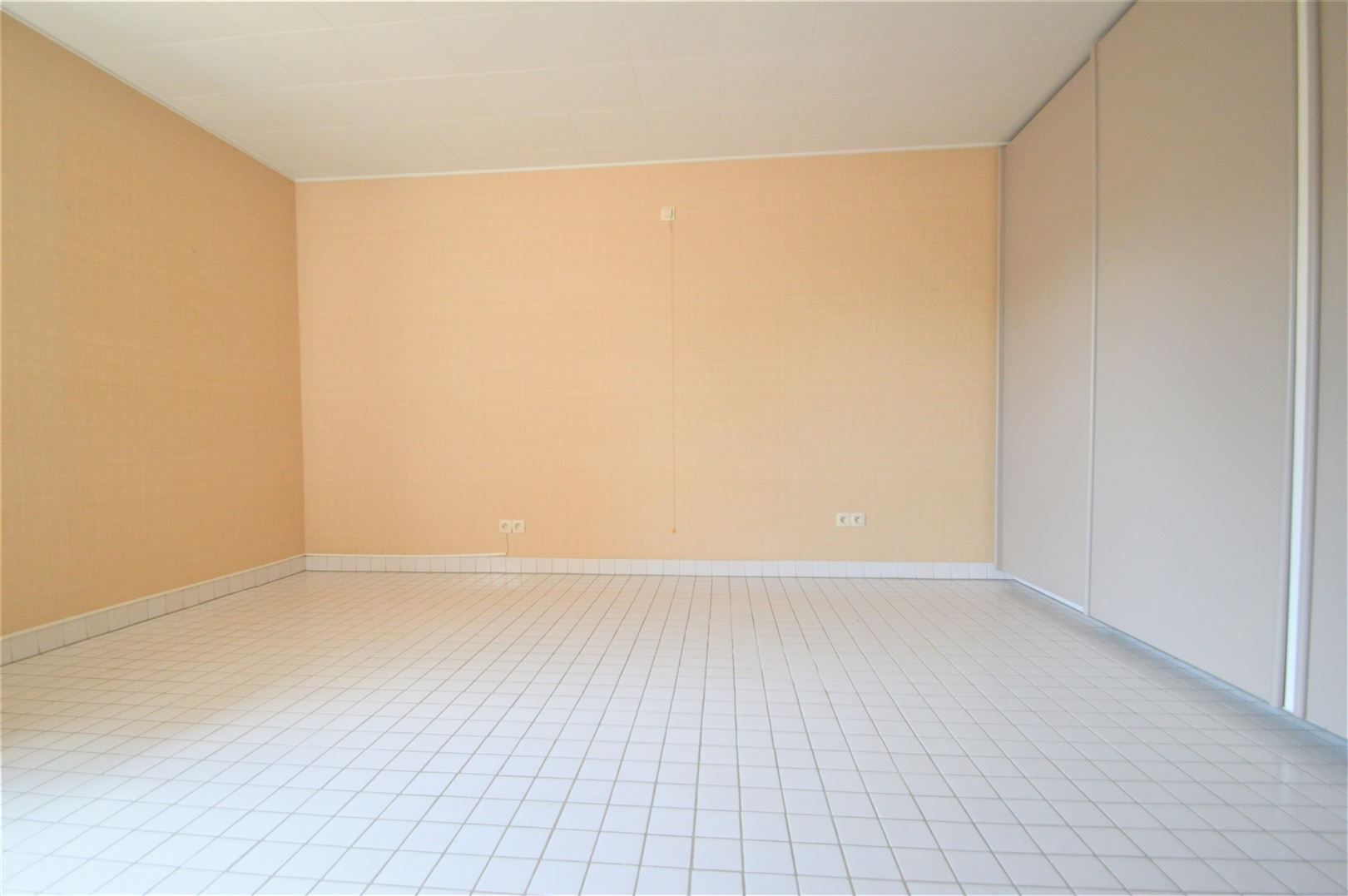 Zeer rustig gelegen woning type open bebouwing met mooie tuin foto 10