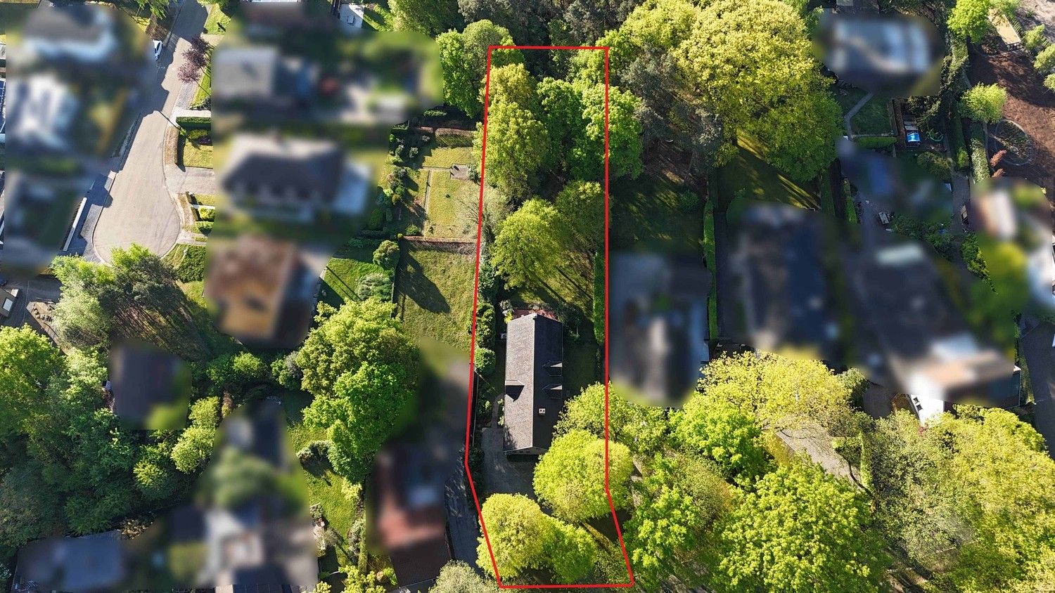 Ruime woning op groot perceel in residentiële buurt te Bret (Genk)! foto 2
