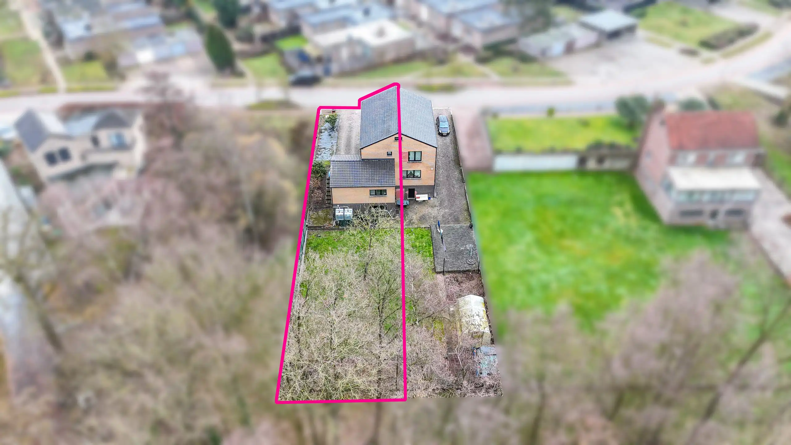 Instapklare halfopen bebouwing op topligging dicht aan natuurzone! foto 31