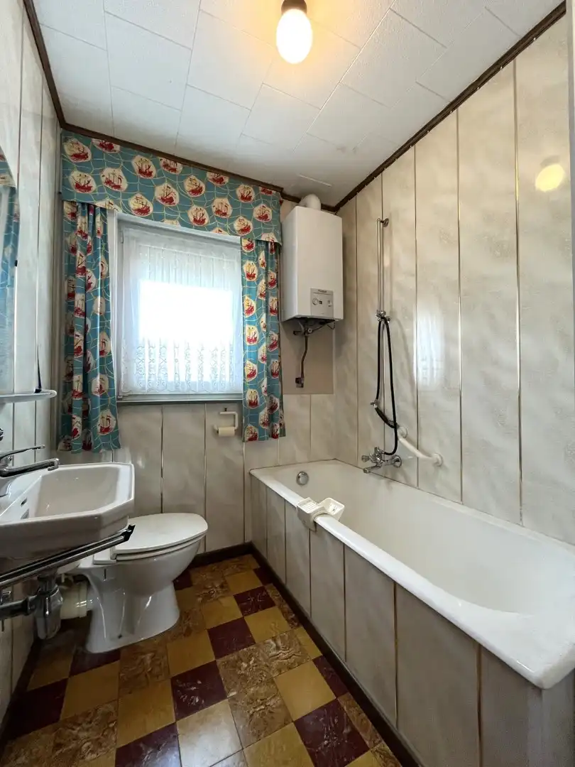 Dadizele – Gezinswoning met ruime tuin op een perceel van 930 m² foto 12