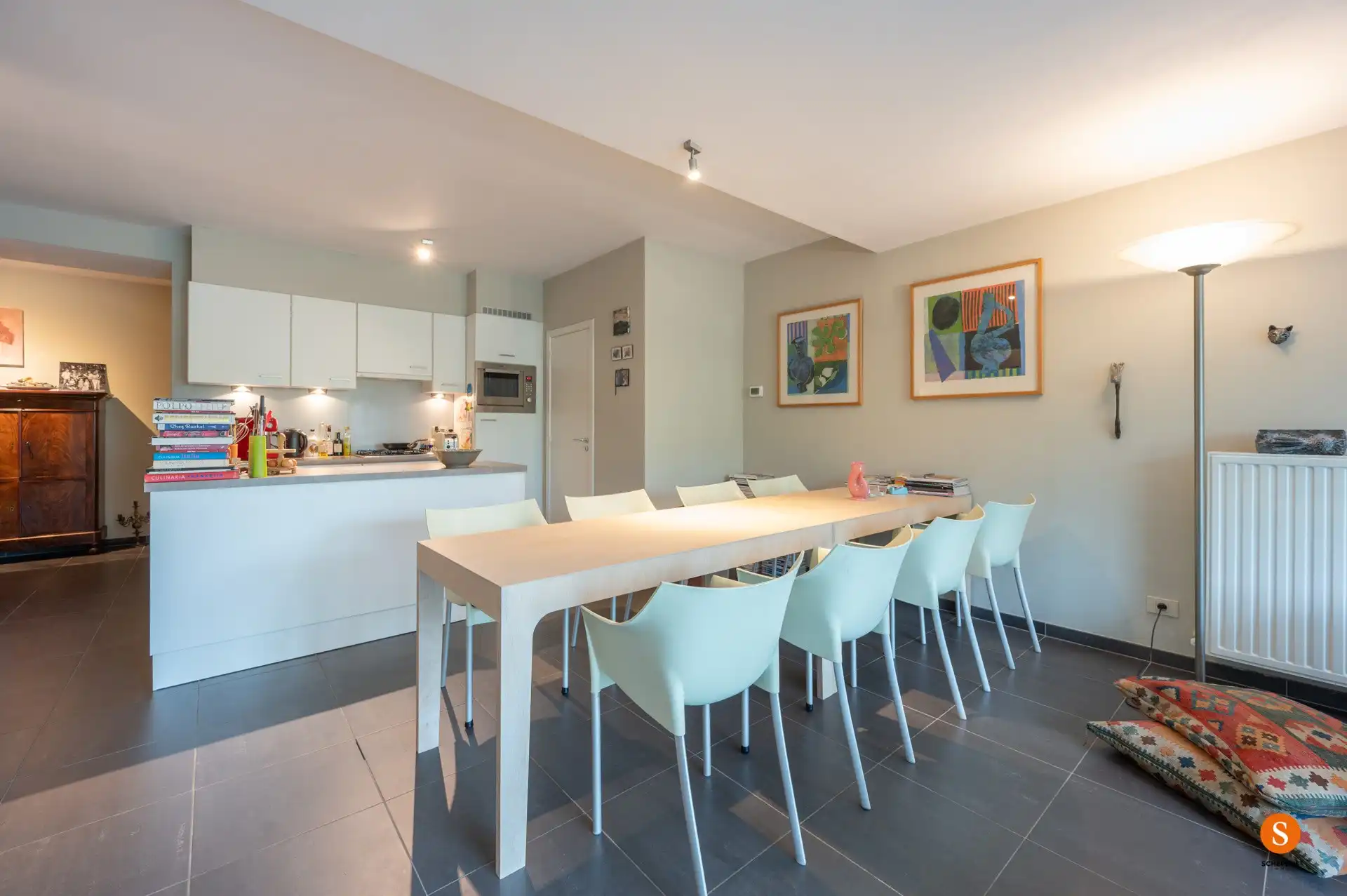 Stijlvol gelijkvloers appartement met private tuin nabij zee in De Haan. foto 6