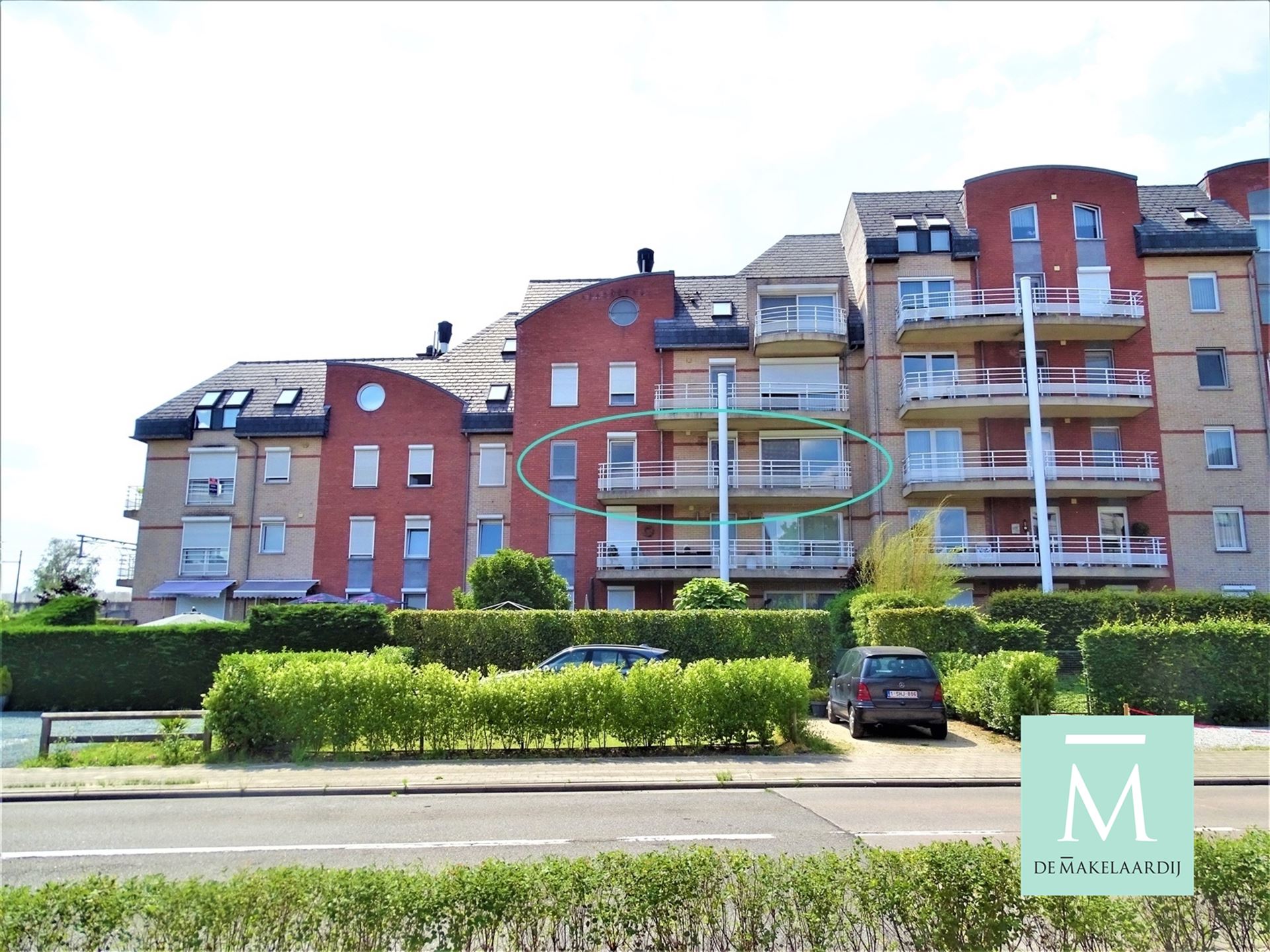 Uiterst verzorgd en  ruim energiezuinig appartement met 2 slaapkamers en terras foto {{pictureIndex}}