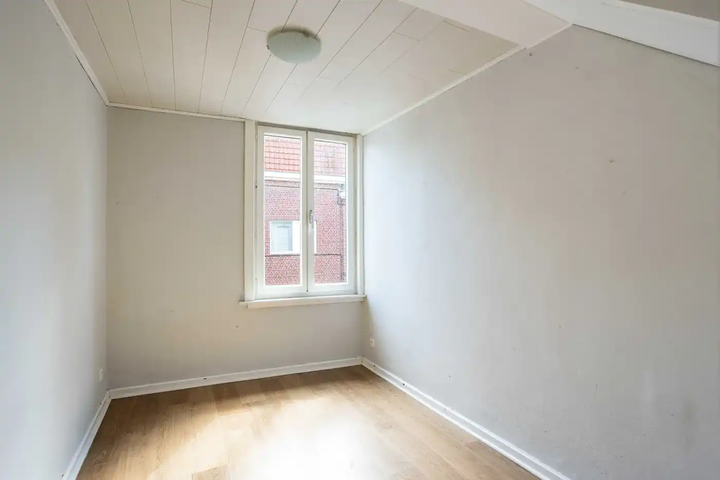 Woning met 3 slaapkamers en tal van mogelijkheden in Kortrijk foto 10