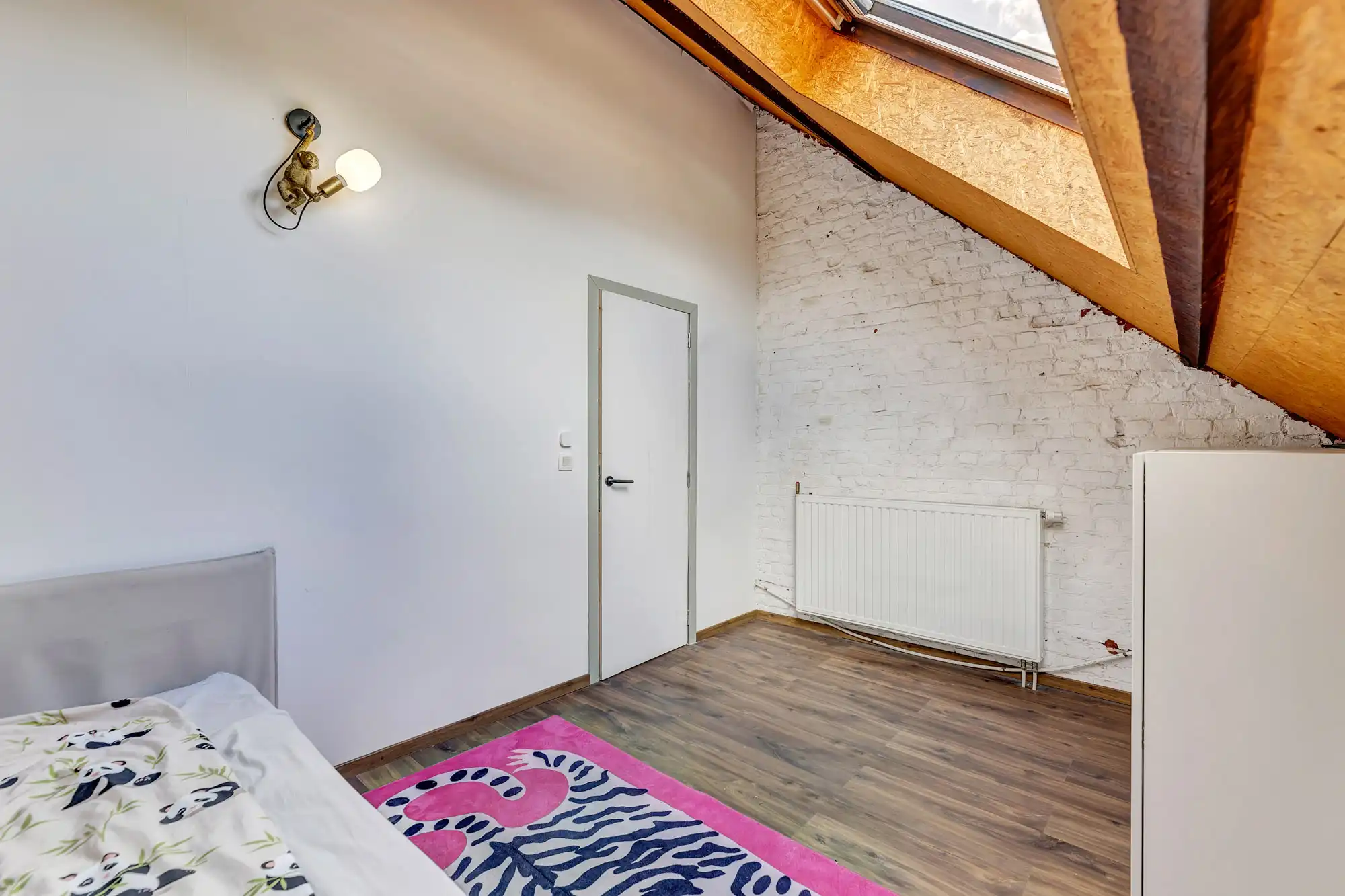 Gerenoveerde woning met tuin en 3 slpks in Halle foto 15